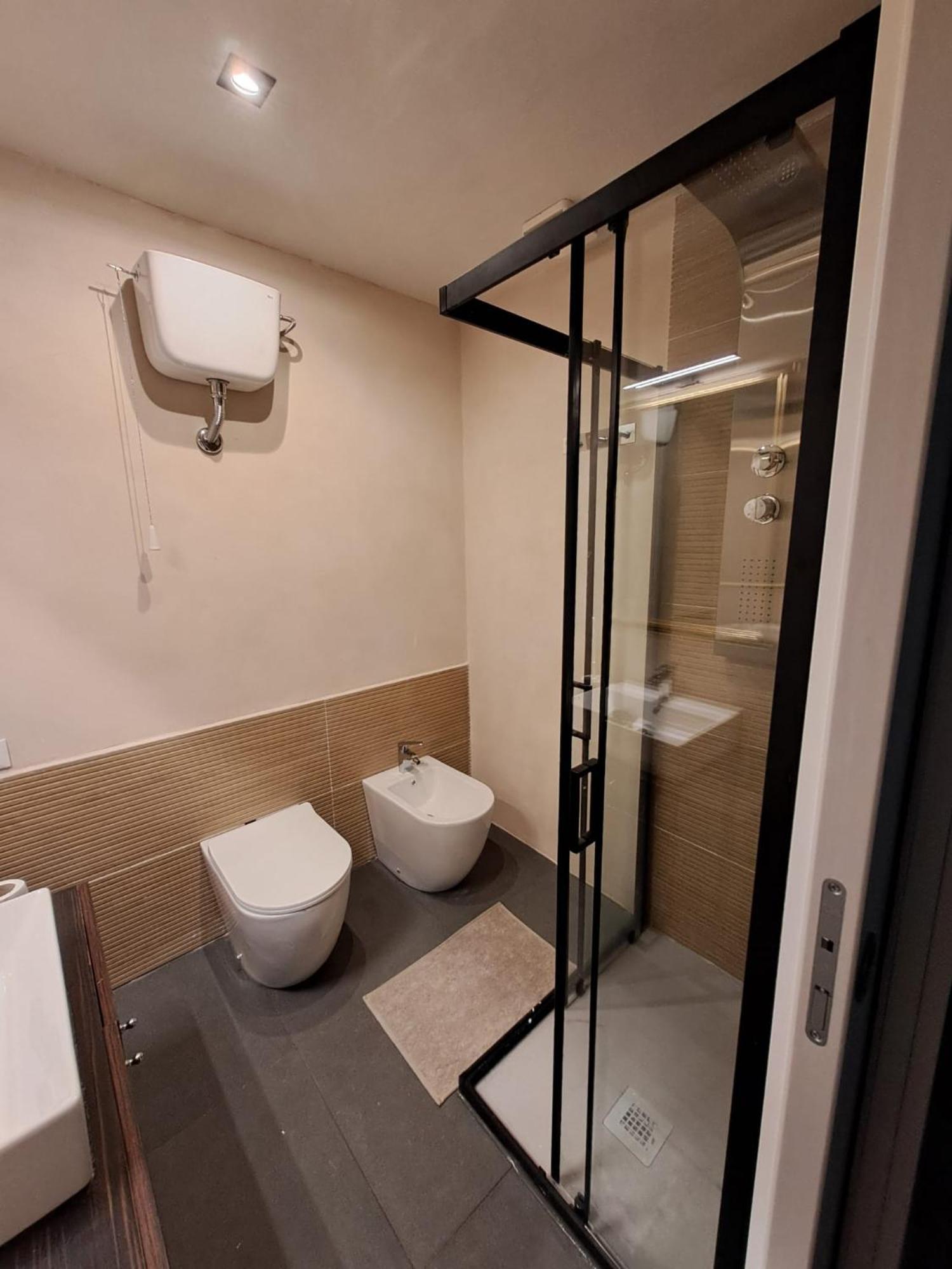 Rock&White Apartment Genoa Ngoại thất bức ảnh